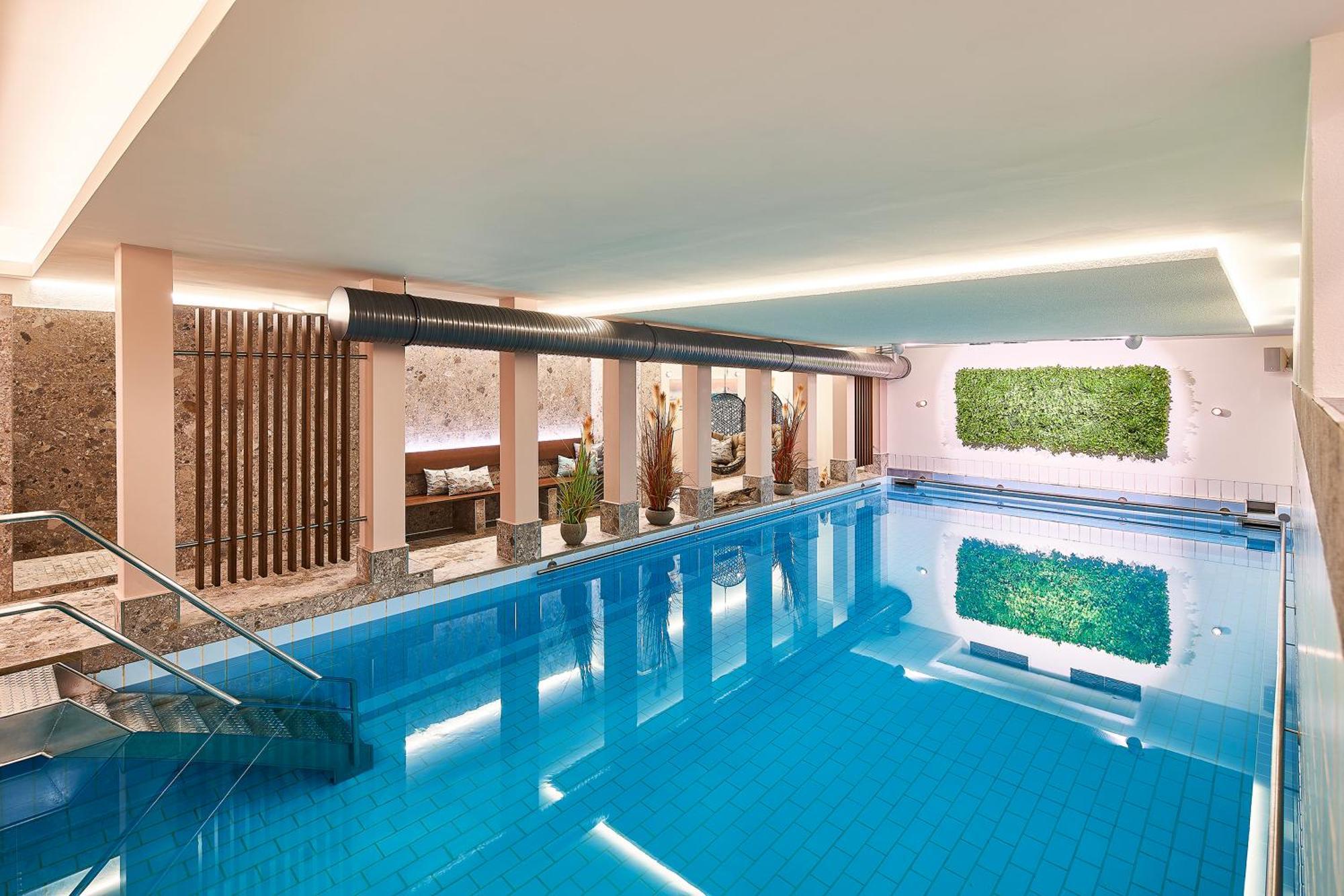 โฮเทล ซิตี้ โครเนอ Hotel ฟรีดริชส์ฮาเฟน ภายนอก รูปภาพ