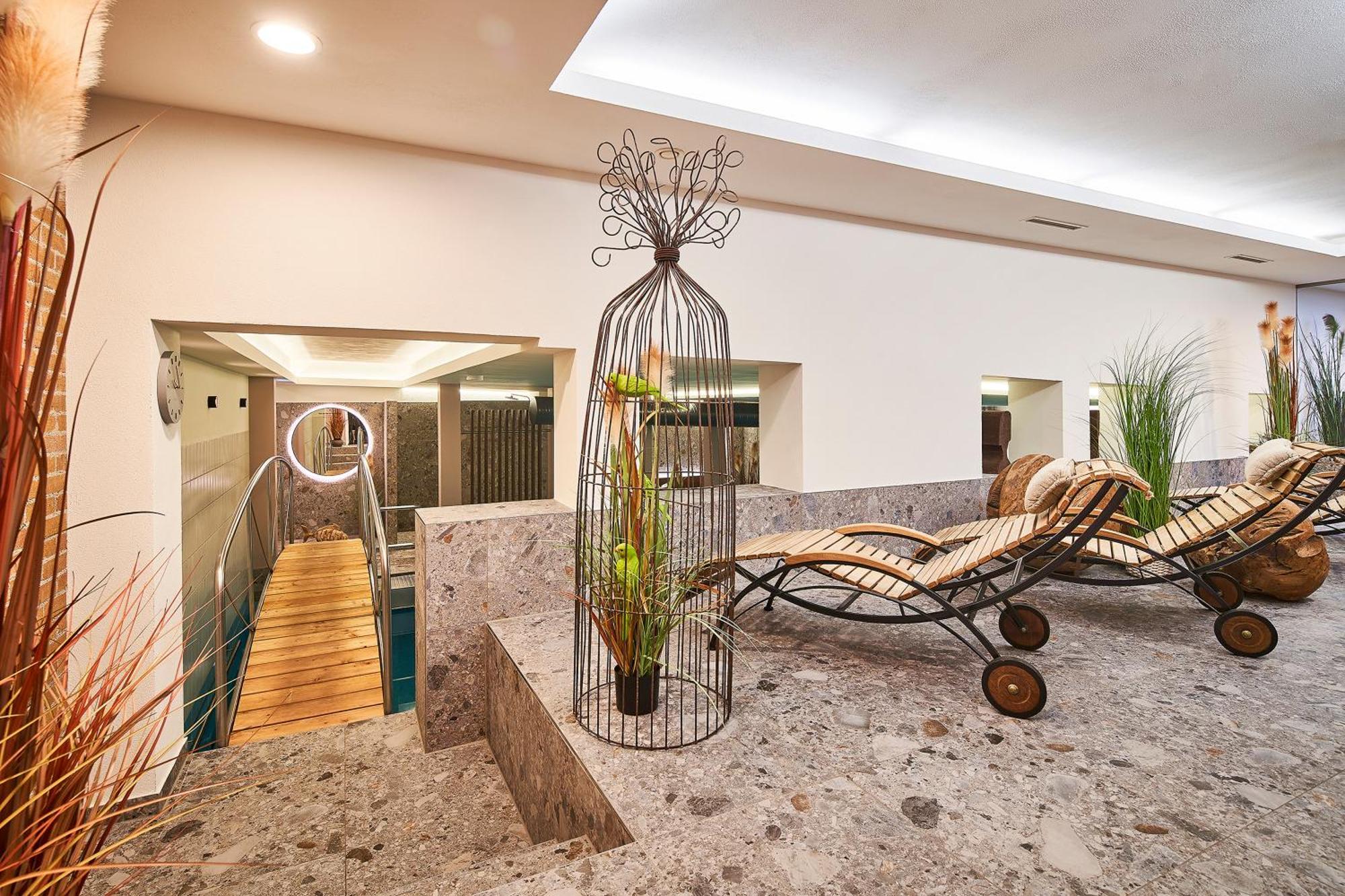 โฮเทล ซิตี้ โครเนอ Hotel ฟรีดริชส์ฮาเฟน ภายนอก รูปภาพ